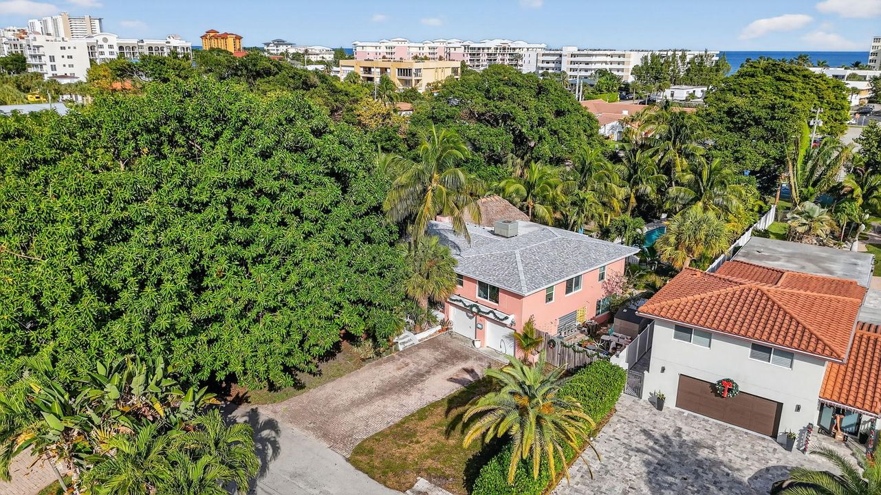 En Venta: $1,850,000 (3 camas, 2 baños, 2045 Pies cuadrados)