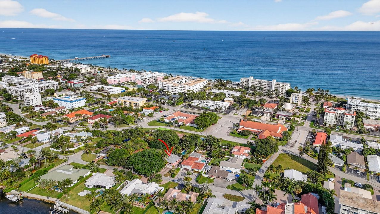 En Venta: $1,850,000 (3 camas, 2 baños, 2045 Pies cuadrados)