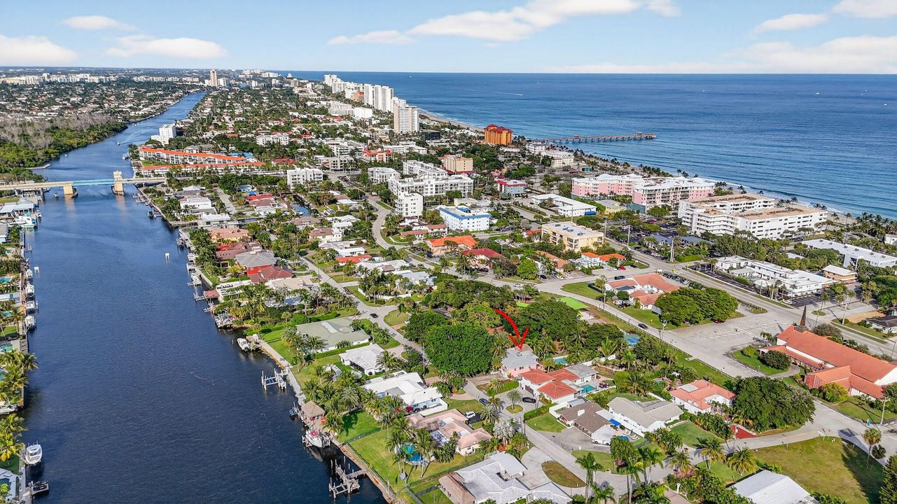 En Venta: $1,850,000 (3 camas, 2 baños, 2045 Pies cuadrados)