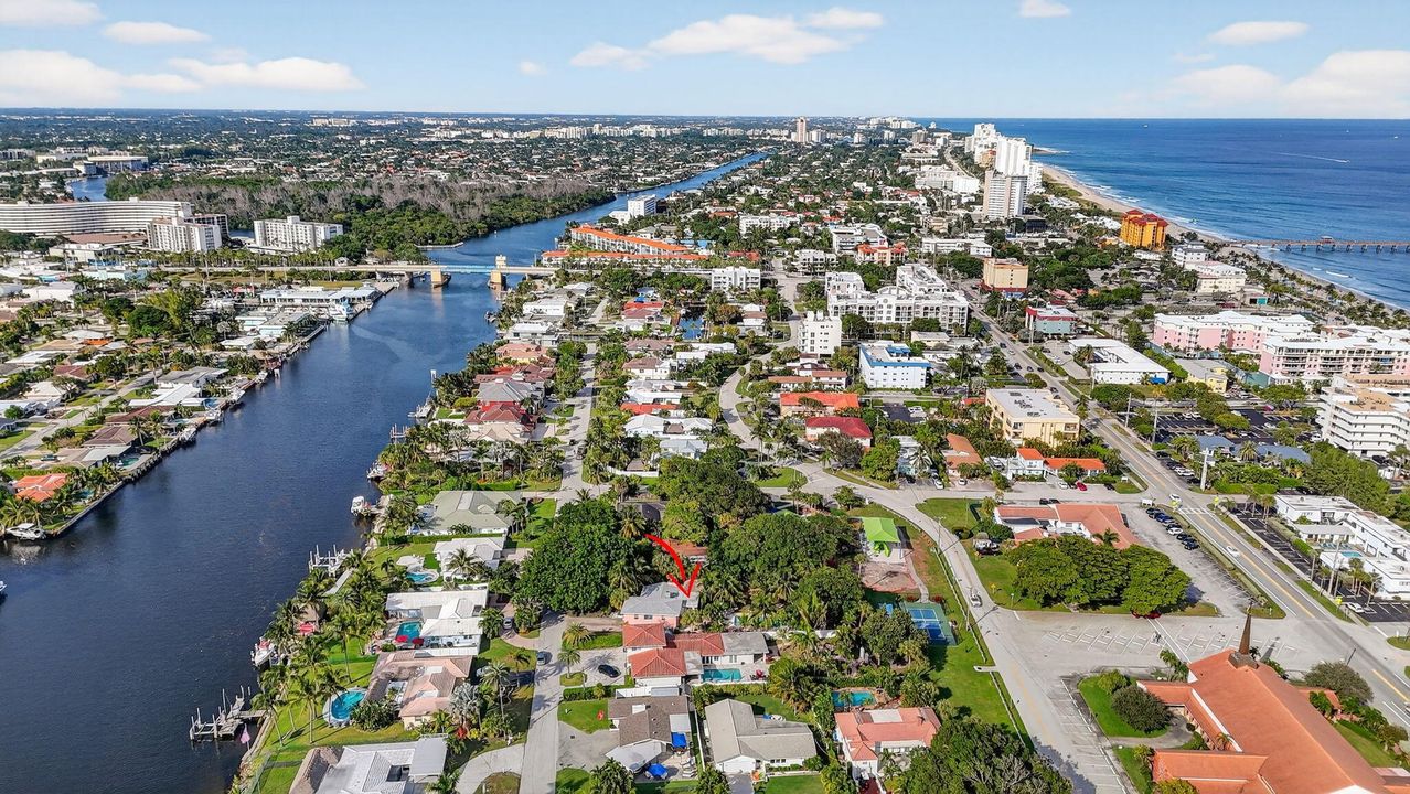 En Venta: $1,850,000 (3 camas, 2 baños, 2045 Pies cuadrados)