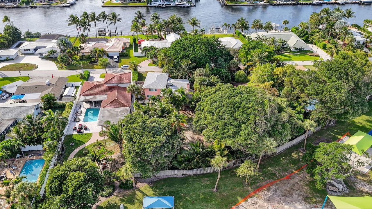 En Venta: $1,850,000 (3 camas, 2 baños, 2045 Pies cuadrados)