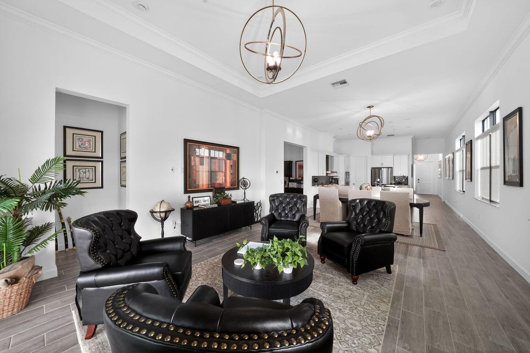 待售: $644,000 (3 贝兹, 2 浴室, 2236 平方英尺)