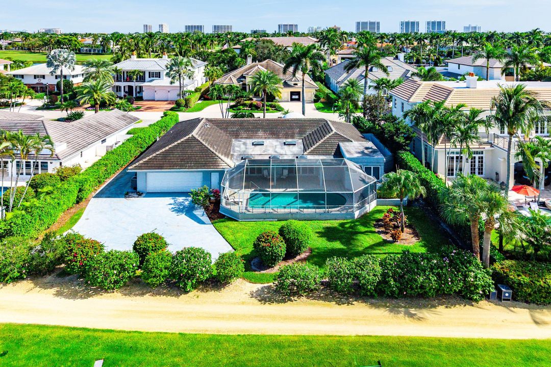 В аренду: $16,000 (3 спален, 3 ванн, 3318 Квадратных фут)