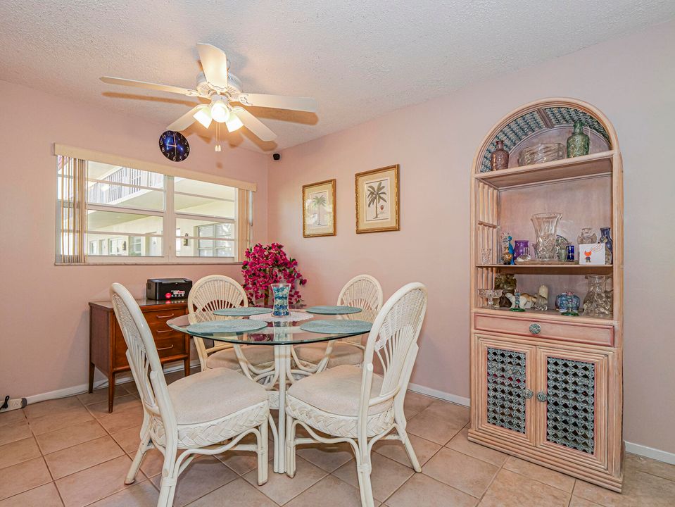 En Venta: $149,000 (2 camas, 2 baños, 1000 Pies cuadrados)