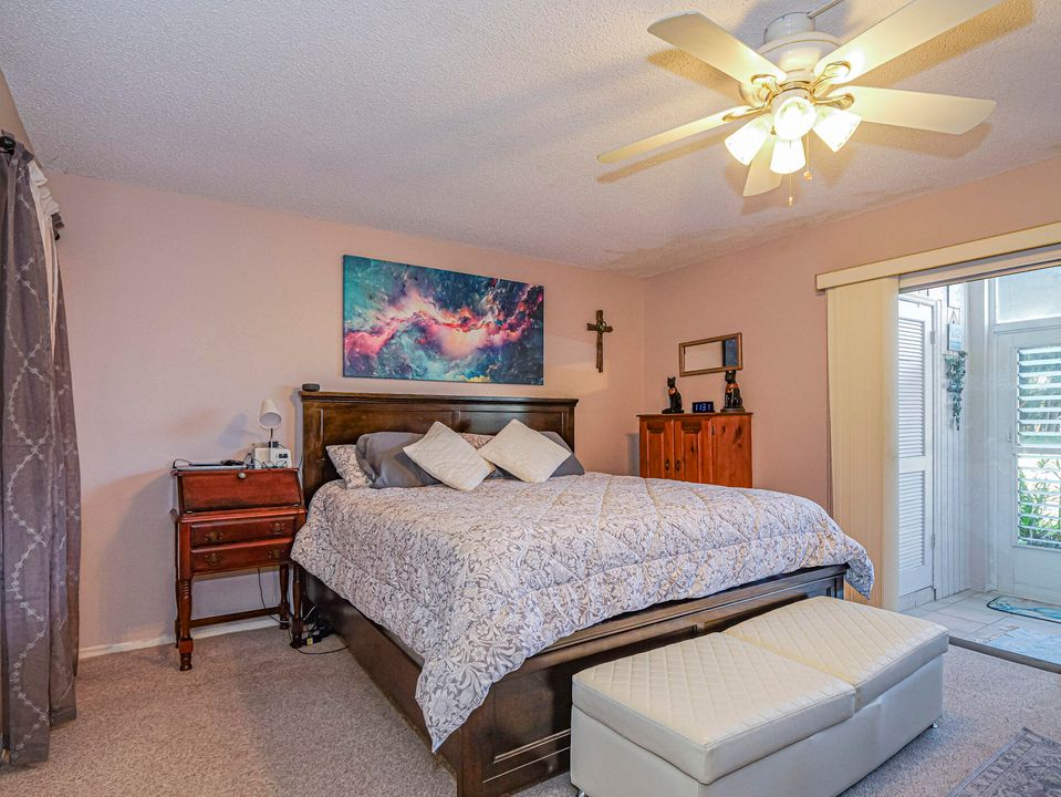 En Venta: $149,000 (2 camas, 2 baños, 1000 Pies cuadrados)