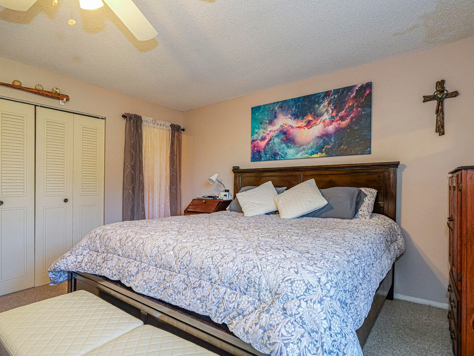 En Venta: $149,000 (2 camas, 2 baños, 1000 Pies cuadrados)