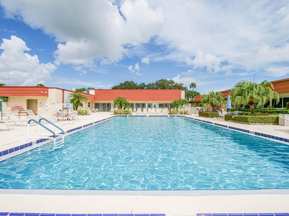 En Venta: $149,000 (2 camas, 2 baños, 1000 Pies cuadrados)