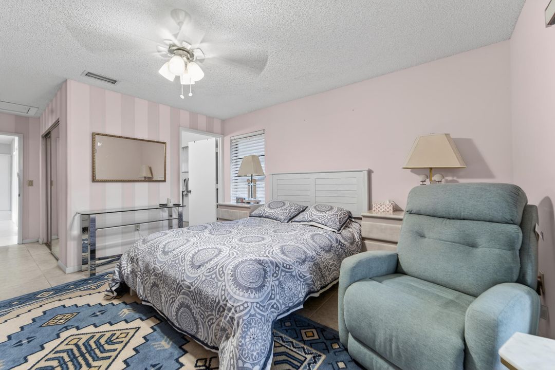 出租: $3,100 (2 贝兹, 2 浴室, 1345 平方英尺)