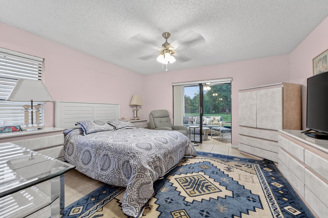 出租: $3,100 (2 贝兹, 2 浴室, 1345 平方英尺)