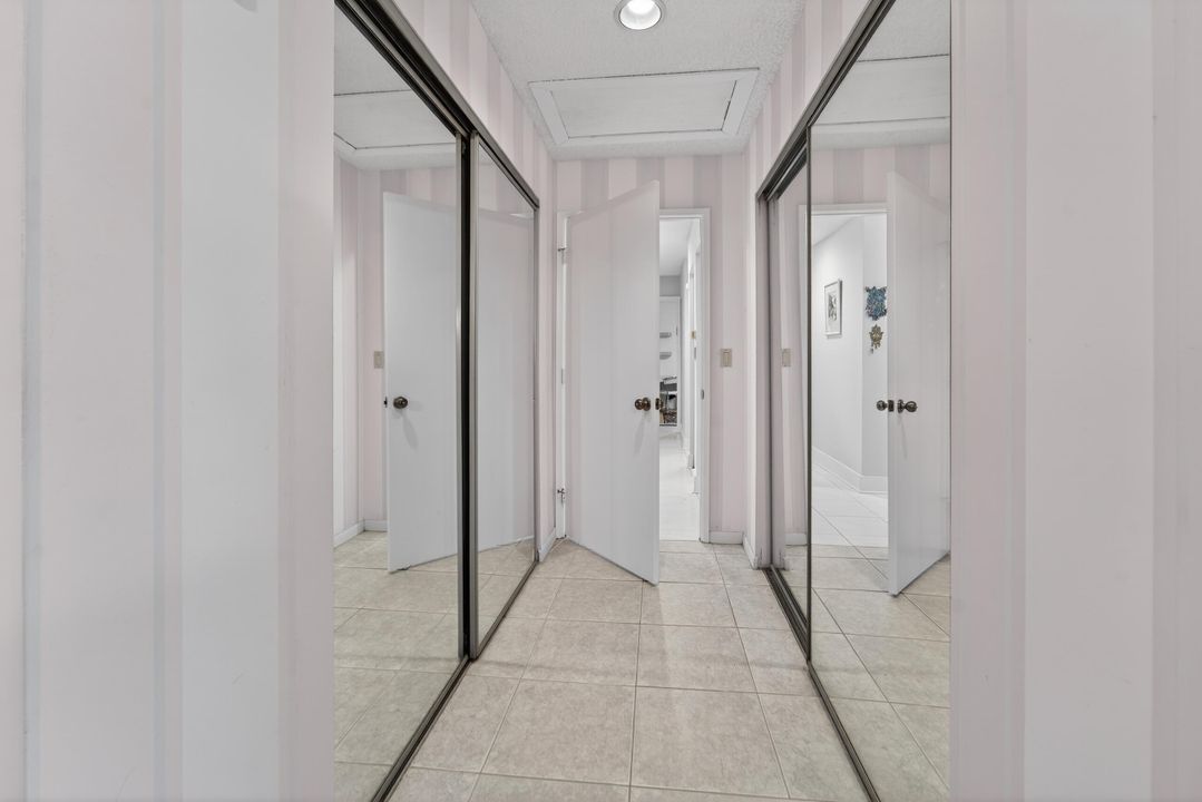 出租: $3,100 (2 贝兹, 2 浴室, 1345 平方英尺)