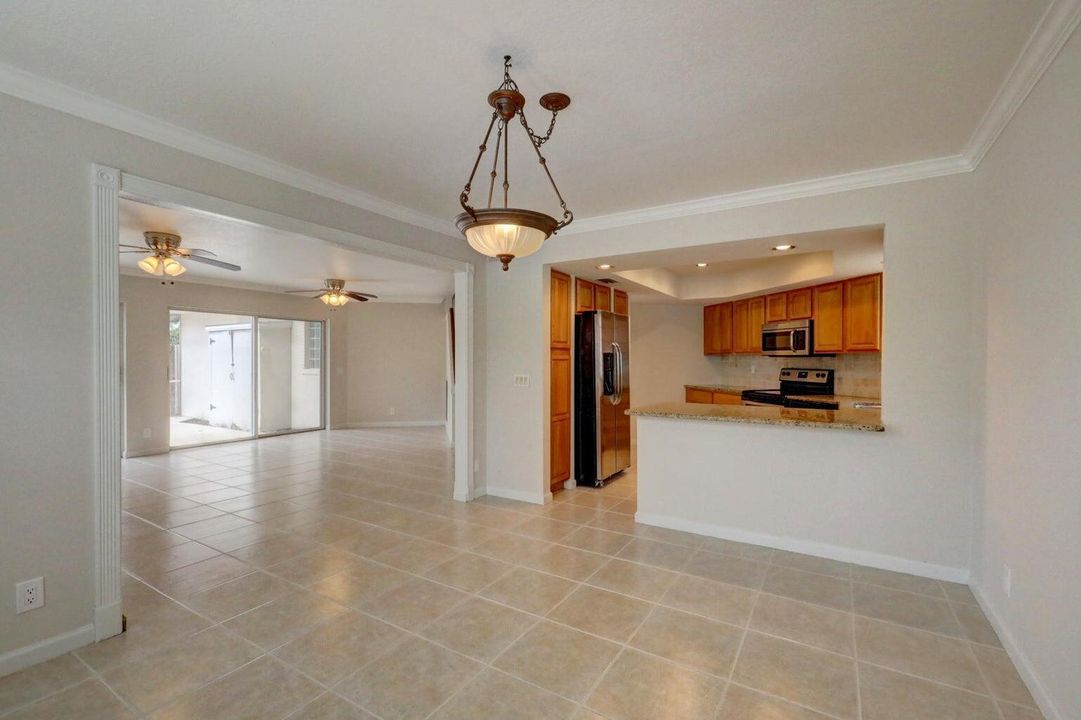 For Sale: $420,000 (3 beds, 2 baths, 1740 Square Feet)