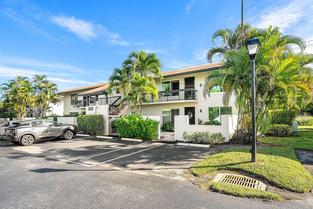 En Venta: $179,500 (2 camas, 2 baños, 978 Pies cuadrados)