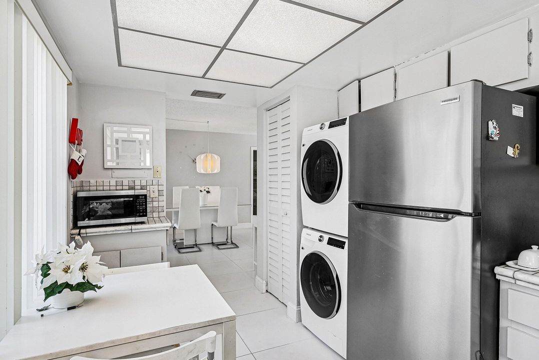 En Venta: $179,500 (2 camas, 2 baños, 978 Pies cuadrados)