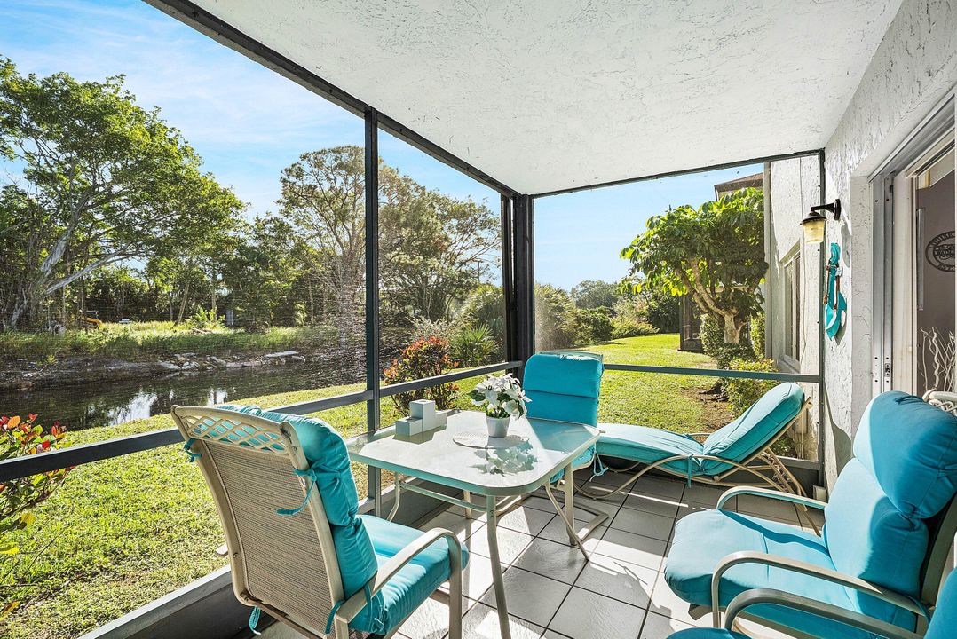 En Venta: $179,500 (2 camas, 2 baños, 978 Pies cuadrados)