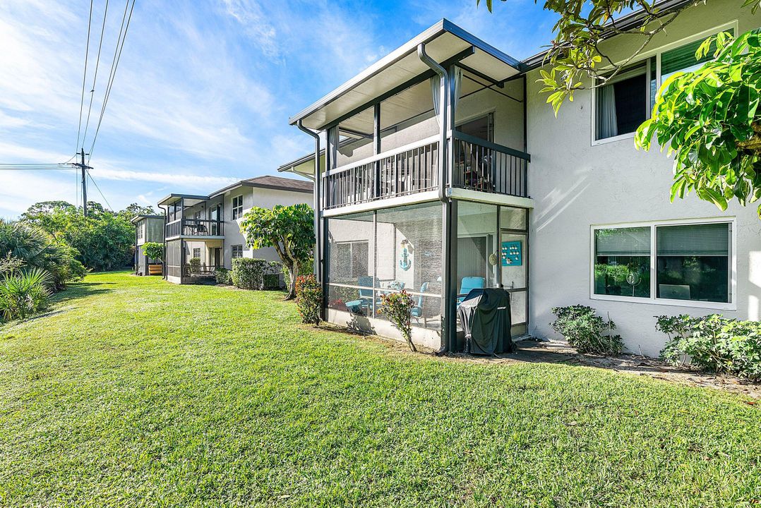 En Venta: $179,500 (2 camas, 2 baños, 978 Pies cuadrados)