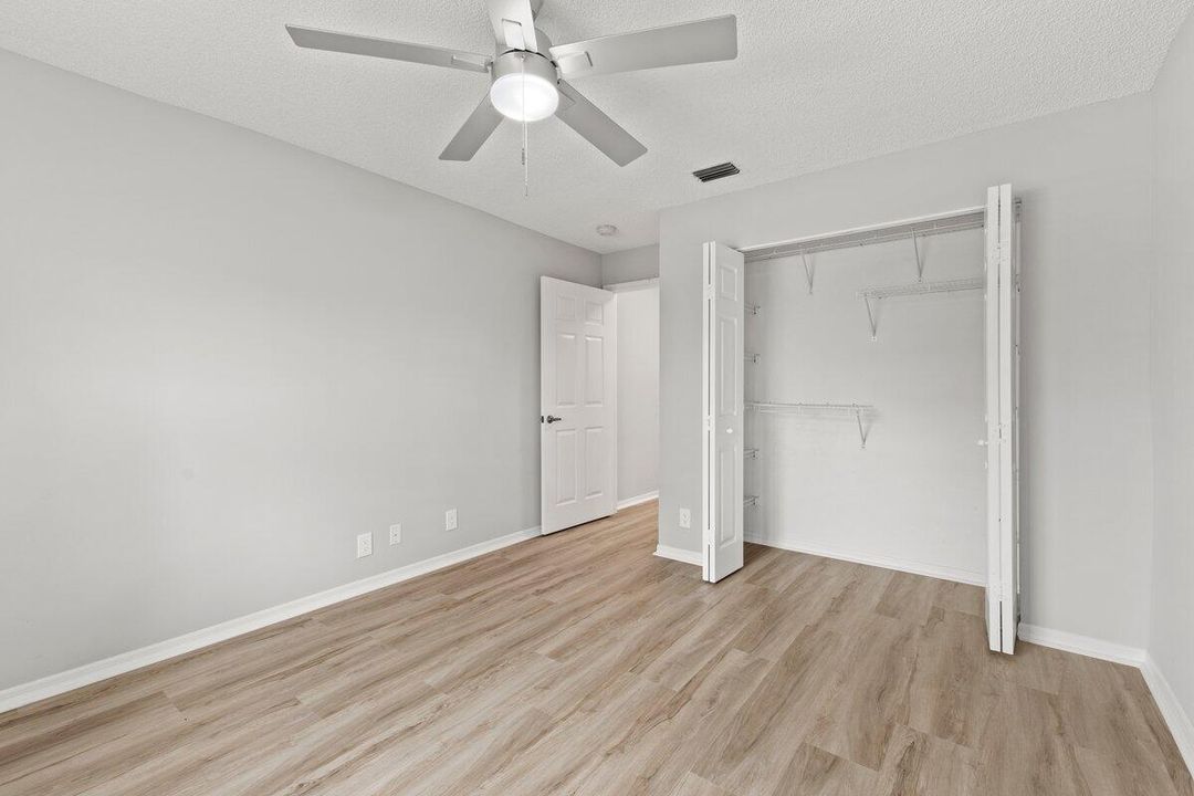 На продажу: $349,000 (3 спален, 2 ванн, 1437 Квадратных фут)