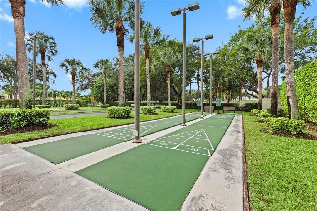 На продажу: $349,000 (3 спален, 2 ванн, 1437 Квадратных фут)