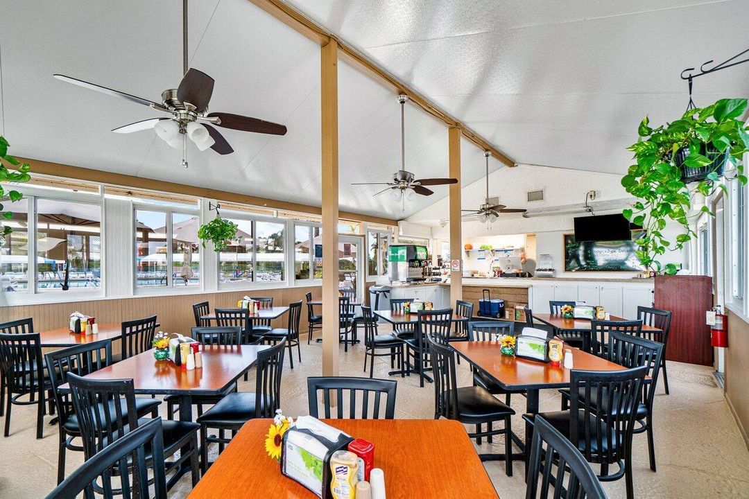 En Venta: $179,500 (2 camas, 2 baños, 978 Pies cuadrados)