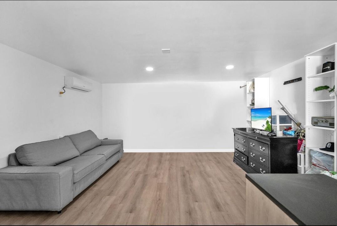 En Renta: $1,450 (1 camas, 1 baños, 900 Pies cuadrados)