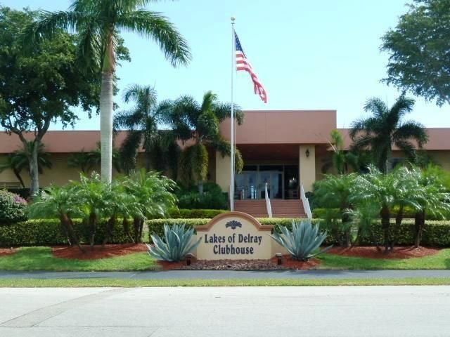 For Sale: $189,900 (2 beds, 2 baths, 1362 Square Feet)