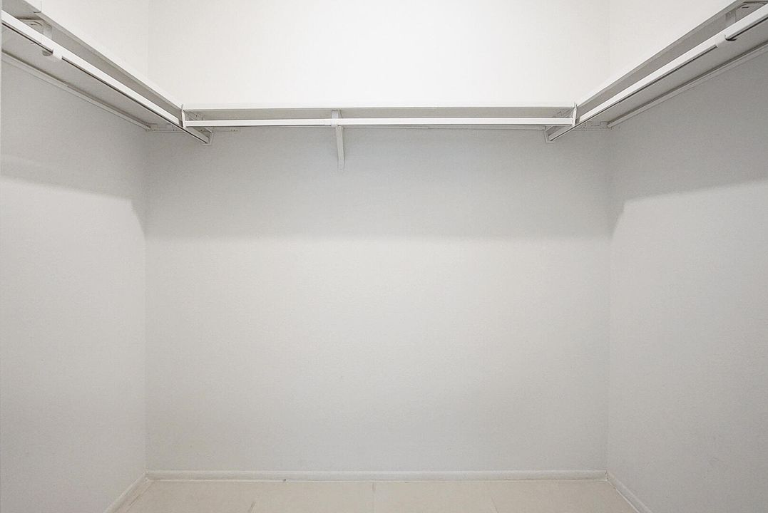 出租: $2,450 (3 贝兹, 2 浴室, 1476 平方英尺)