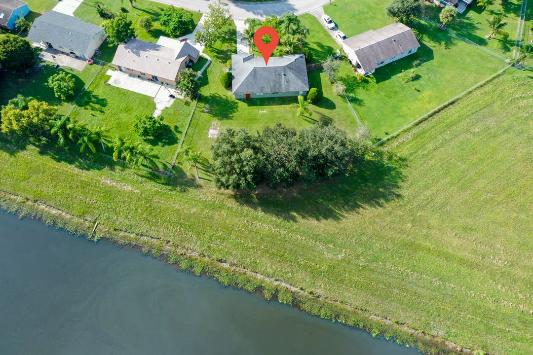 出租: $2,450 (3 贝兹, 2 浴室, 1476 平方英尺)