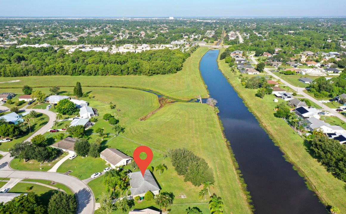 出租: $2,450 (3 贝兹, 2 浴室, 1476 平方英尺)