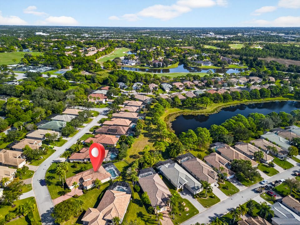 En Venta: $540,000 (2 camas, 2 baños, 2023 Pies cuadrados)