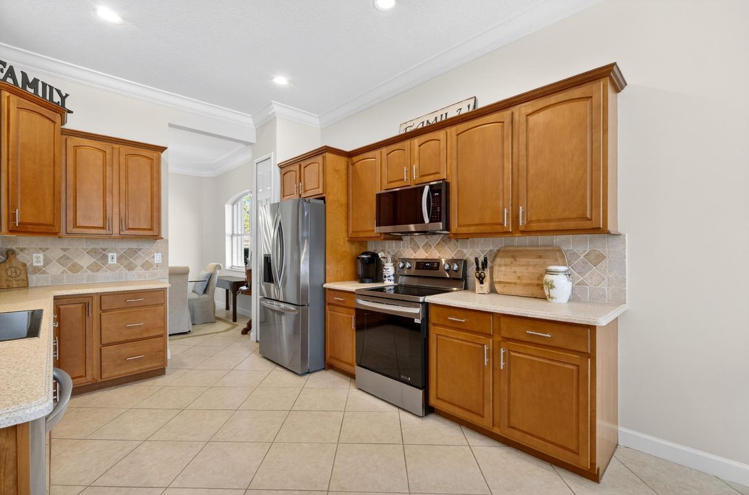 En Venta: $540,000 (2 camas, 2 baños, 2023 Pies cuadrados)