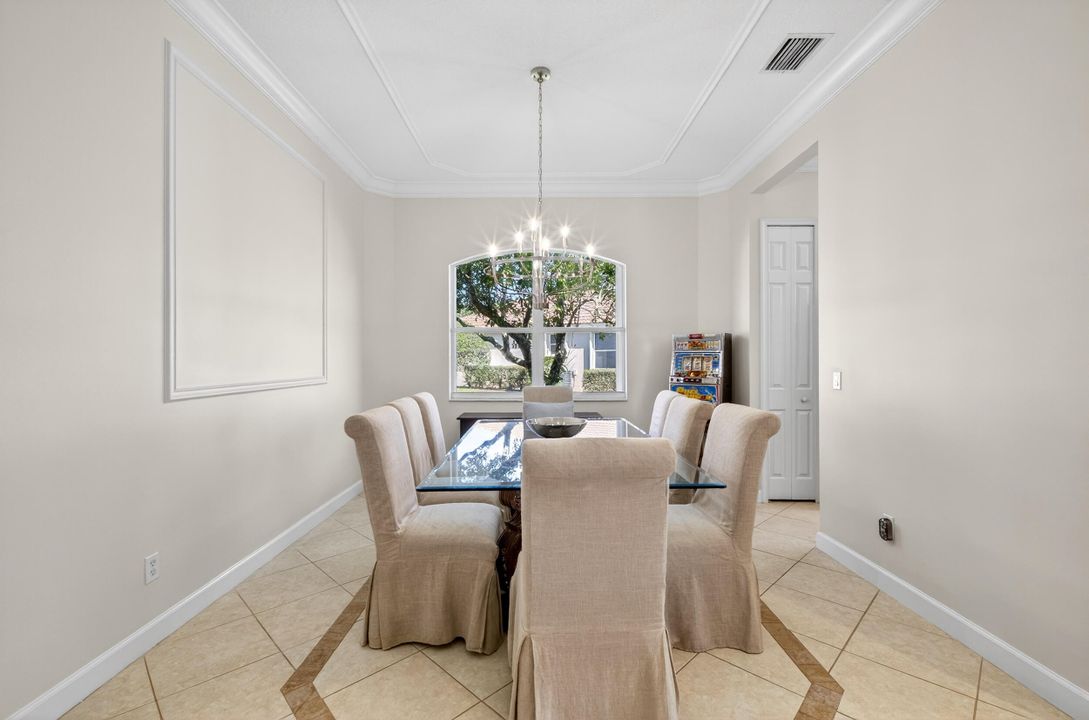 En Venta: $540,000 (2 camas, 2 baños, 2023 Pies cuadrados)