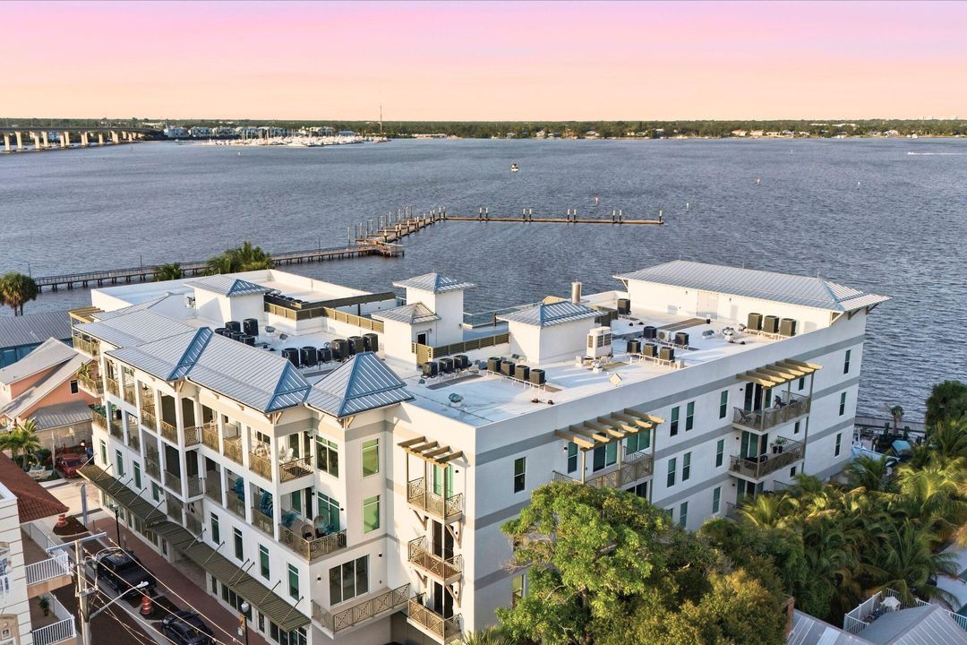 En Venta: $2,490,000 (3 camas, 2 baños, 2119 Pies cuadrados)