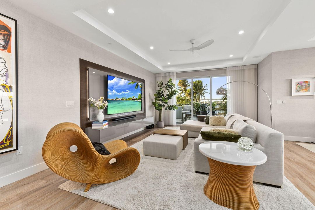 En Venta: $2,490,000 (3 camas, 2 baños, 2119 Pies cuadrados)