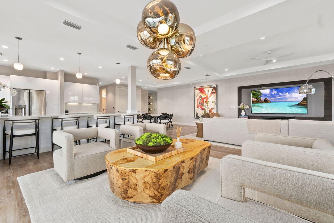 En Venta: $2,490,000 (3 camas, 2 baños, 2119 Pies cuadrados)