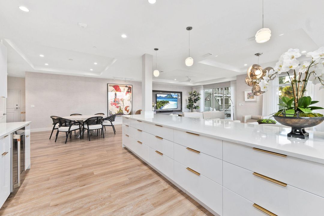 En Venta: $2,490,000 (3 camas, 2 baños, 2119 Pies cuadrados)