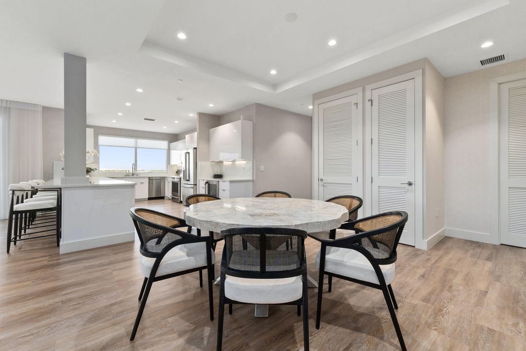 En Venta: $2,490,000 (3 camas, 2 baños, 2119 Pies cuadrados)