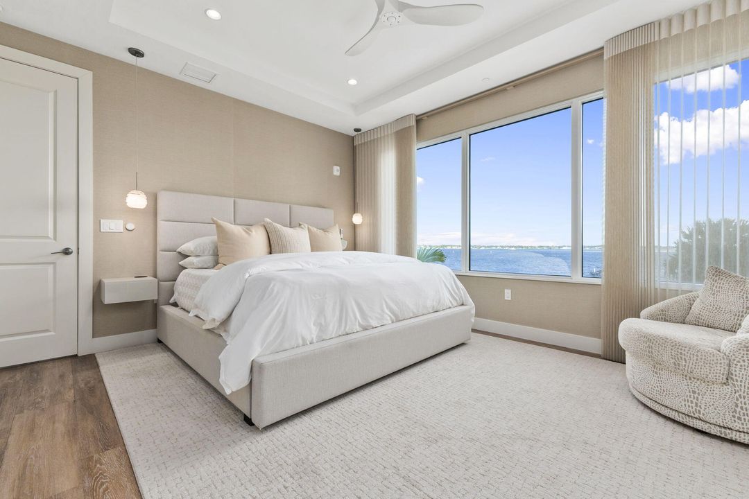 En Venta: $2,490,000 (3 camas, 2 baños, 2119 Pies cuadrados)