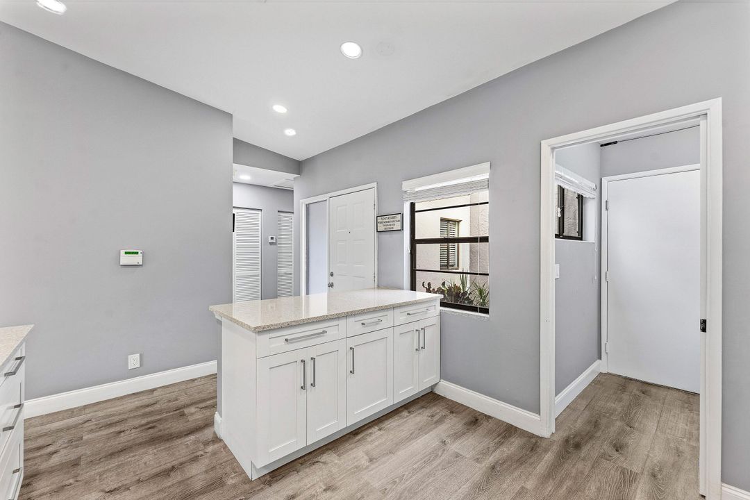 For Sale: $369,000 (2 beds, 2 baths, 1437 Square Feet)