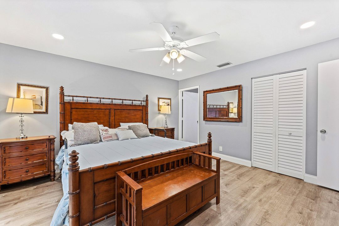 For Sale: $369,000 (2 beds, 2 baths, 1437 Square Feet)