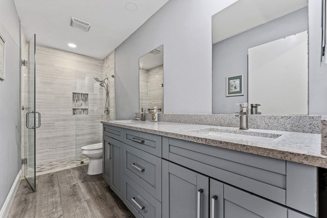 For Sale: $369,000 (2 beds, 2 baths, 1437 Square Feet)