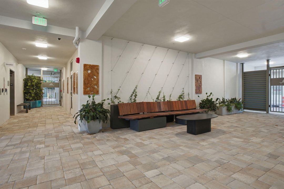 En Venta: $2,490,000 (3 camas, 2 baños, 2119 Pies cuadrados)