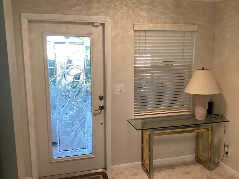 На продажу: $439,900 (2 спален, 2 ванн, 1527 Квадратных фут)