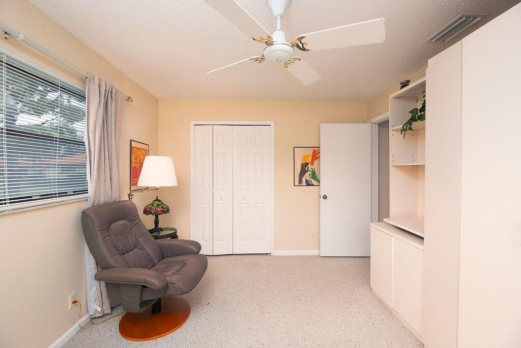 For Rent: $2,200 (2 beds, 2 baths, 1404 Square Feet)