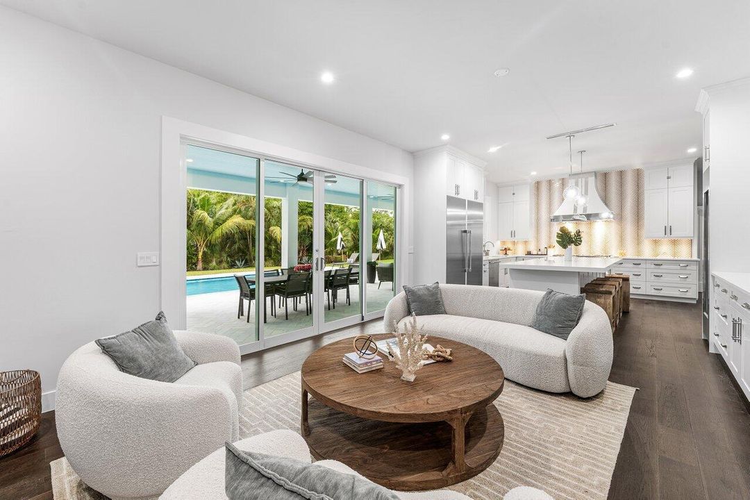 For Sale: $5,700,000 (4 beds, 2 baths, 4954 Square Feet)