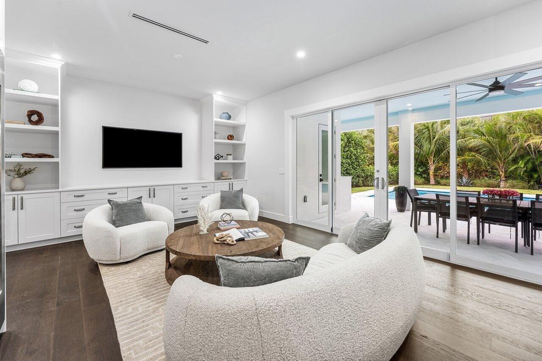 For Sale: $5,700,000 (4 beds, 2 baths, 4954 Square Feet)