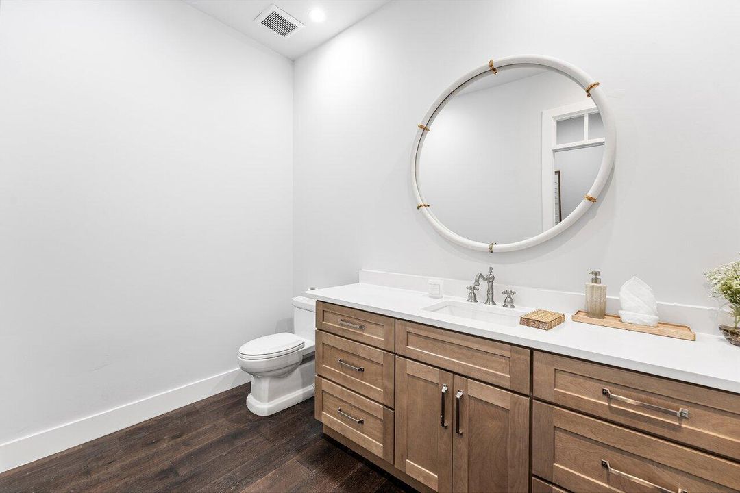 For Sale: $5,700,000 (4 beds, 2 baths, 4954 Square Feet)