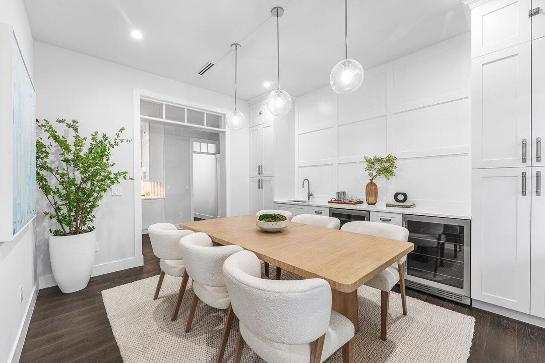 For Sale: $5,700,000 (4 beds, 2 baths, 4954 Square Feet)