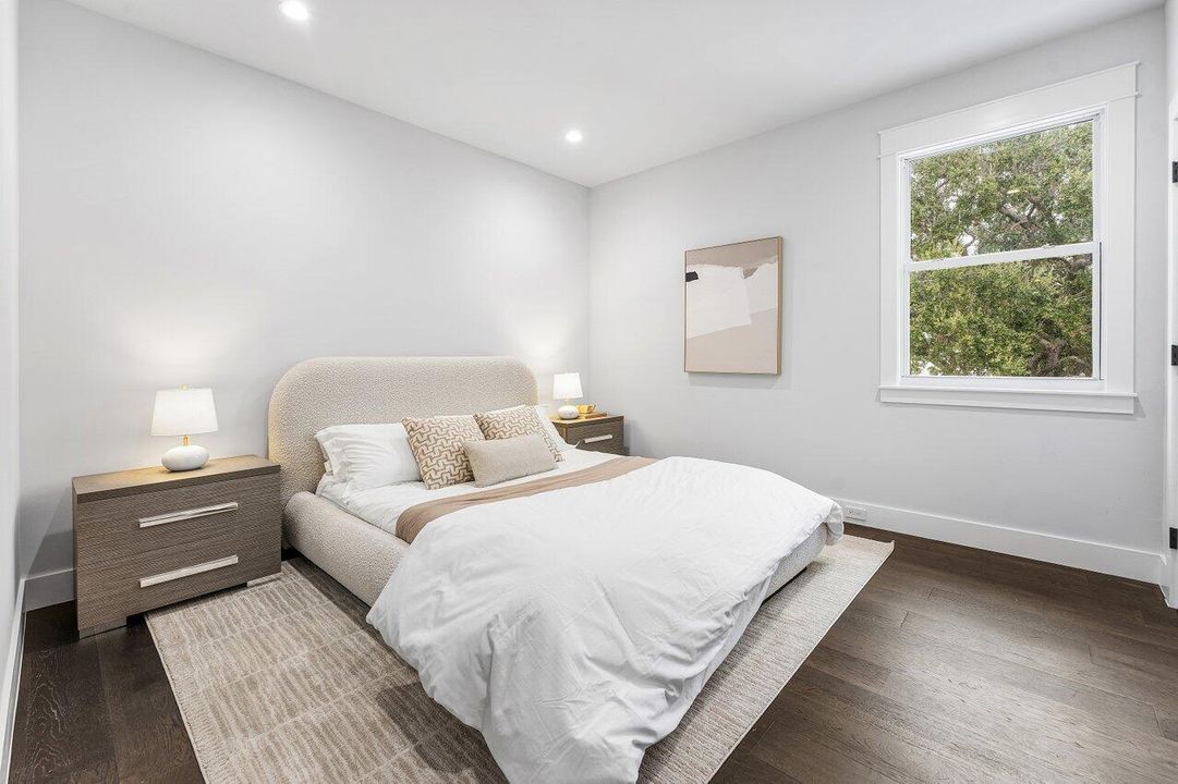 For Sale: $5,700,000 (4 beds, 2 baths, 4954 Square Feet)