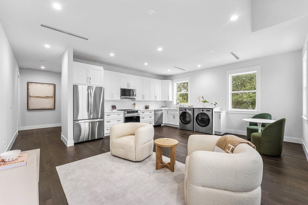 For Sale: $5,700,000 (4 beds, 2 baths, 4954 Square Feet)