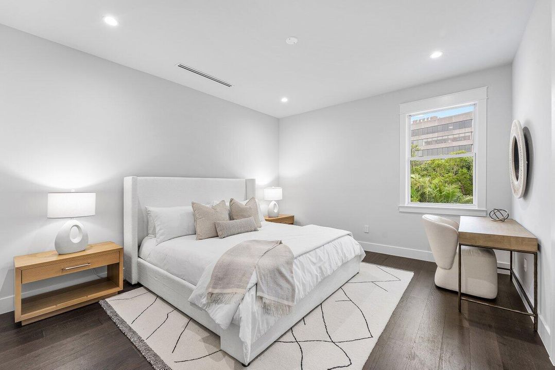 For Sale: $5,700,000 (4 beds, 2 baths, 4954 Square Feet)