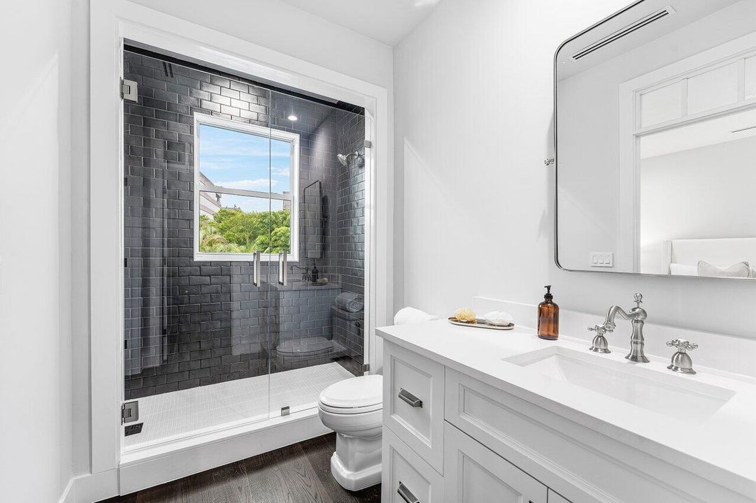 For Sale: $5,700,000 (4 beds, 2 baths, 4954 Square Feet)